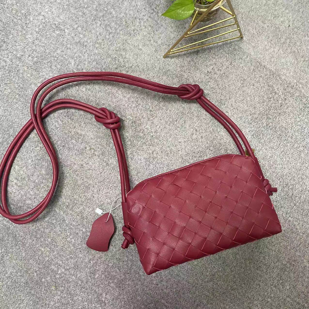 Genuine Leather Women's Bag Cowhide Bag Woven Small Square Bag Lunch Box Bag Light Luxury Small Bag - Luxbrandz