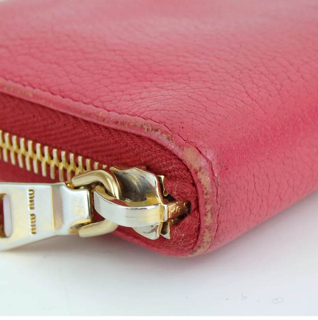 MIU MIU Pink Zip Around Continental Wallet in excellent condition - Luxbrandz