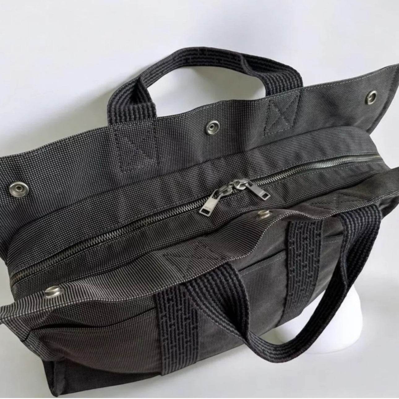 Hermes Airline MM Gray Tote Bag - Luxbrandz