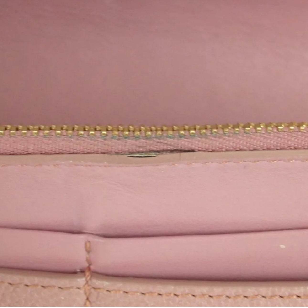 Burberry Leather Walket in Pink Leather NWOT Condition - Luxbrandz