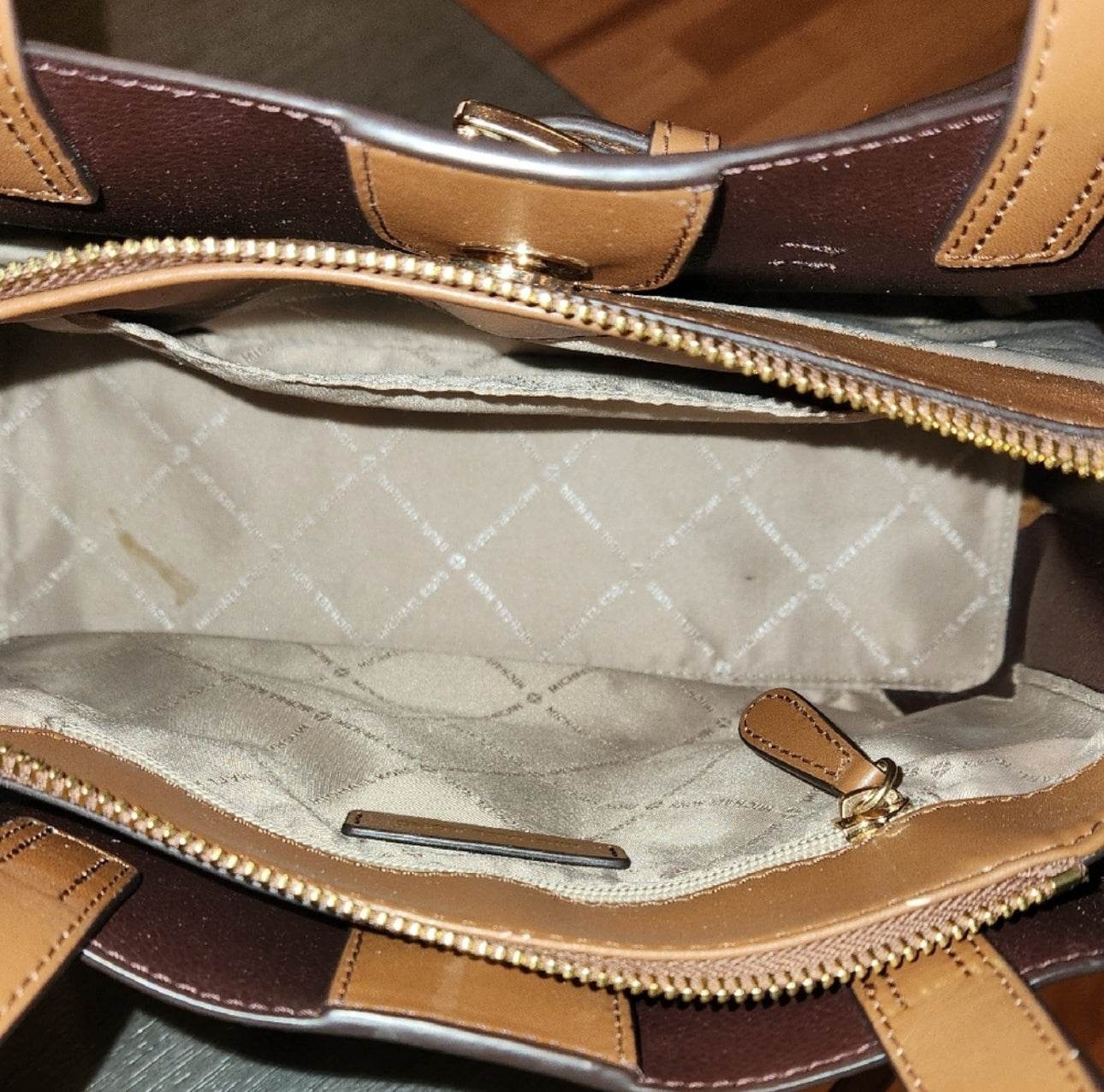 Michael Kors Hamilton Small Satchel Shoulder Crossbody Bag Honey Comb Color - Luxbrandz