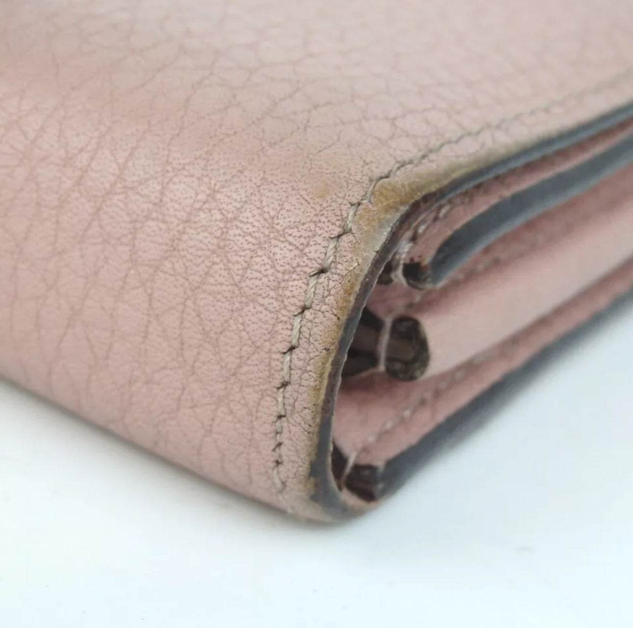 Authentic LOUIS VUITTON M61250 Portefeiulle Capsine purse leather in excellent condition - Luxbrandz
