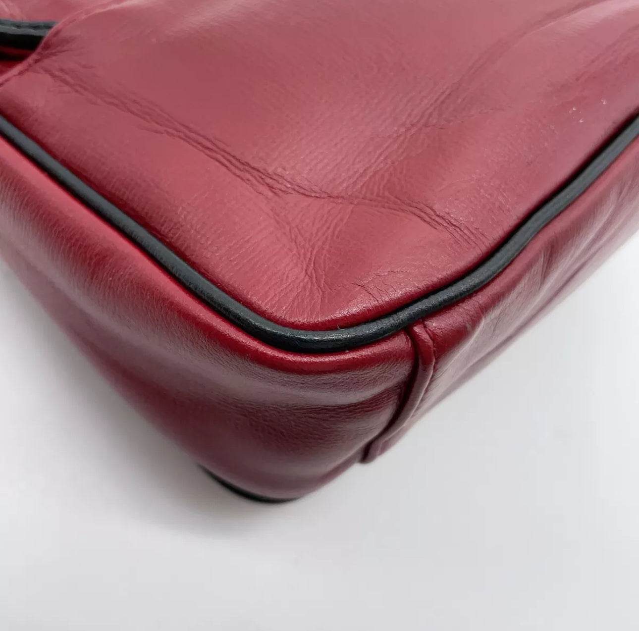GUCCI GG Interlocking Leather Chain Red Crossbody Shoulder Bag - Luxbrandz