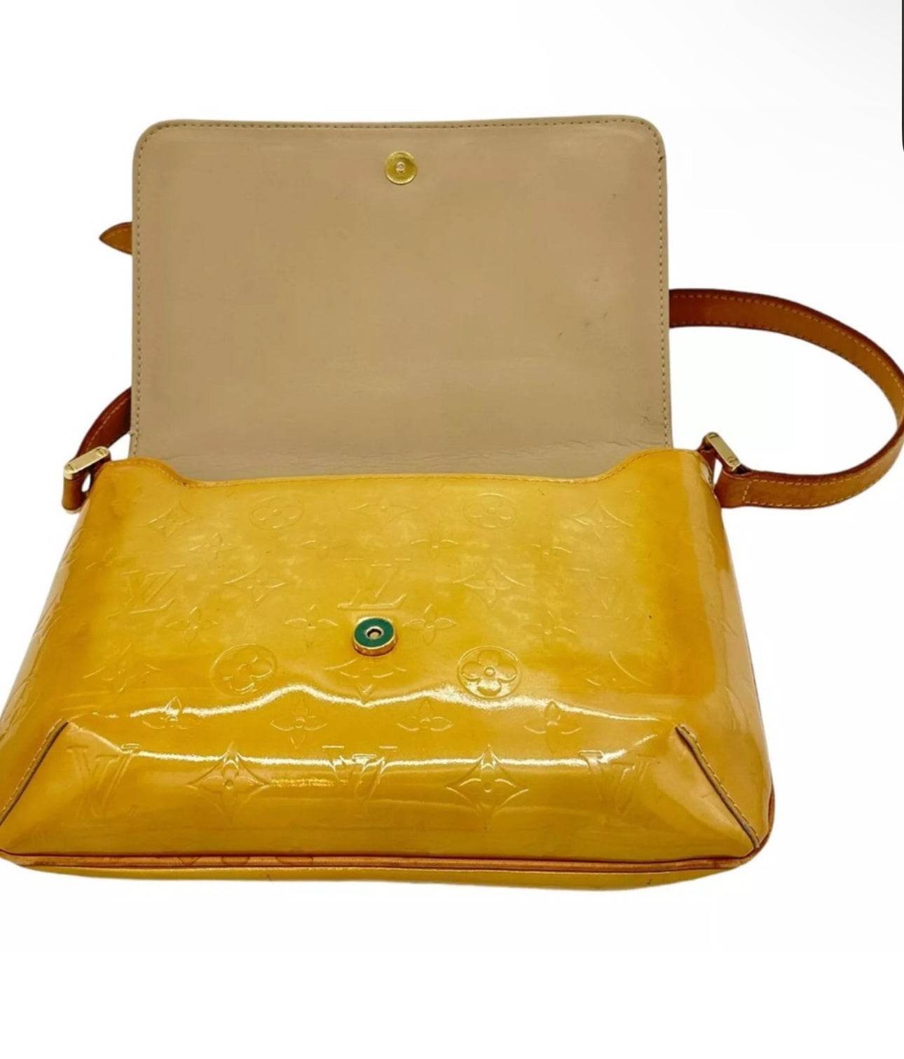 LOUIS VUITTON Monogram Vernis Thompson Street Bag Beige M91301 LV Auth 80343 - Luxbrandz