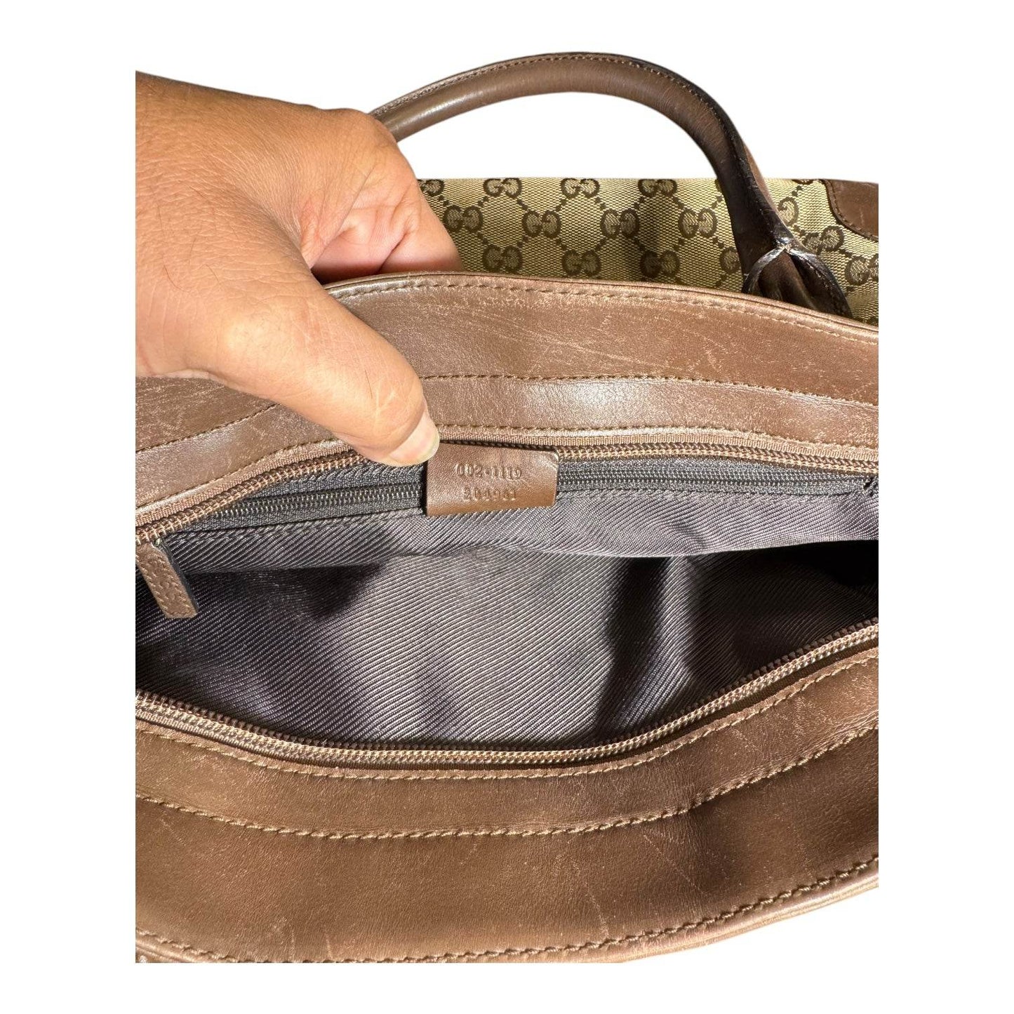 Gucci GG SupyMonogran Women’s Handbag in new condition - Luxbrandz