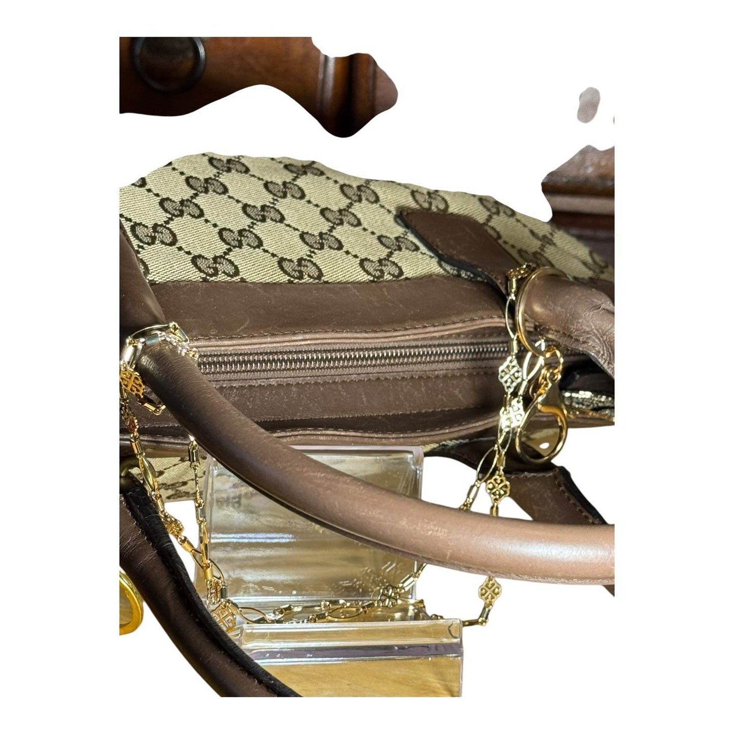 Gucci GG SupyMonogran Women’s Handbag in new condition - Luxbrandz