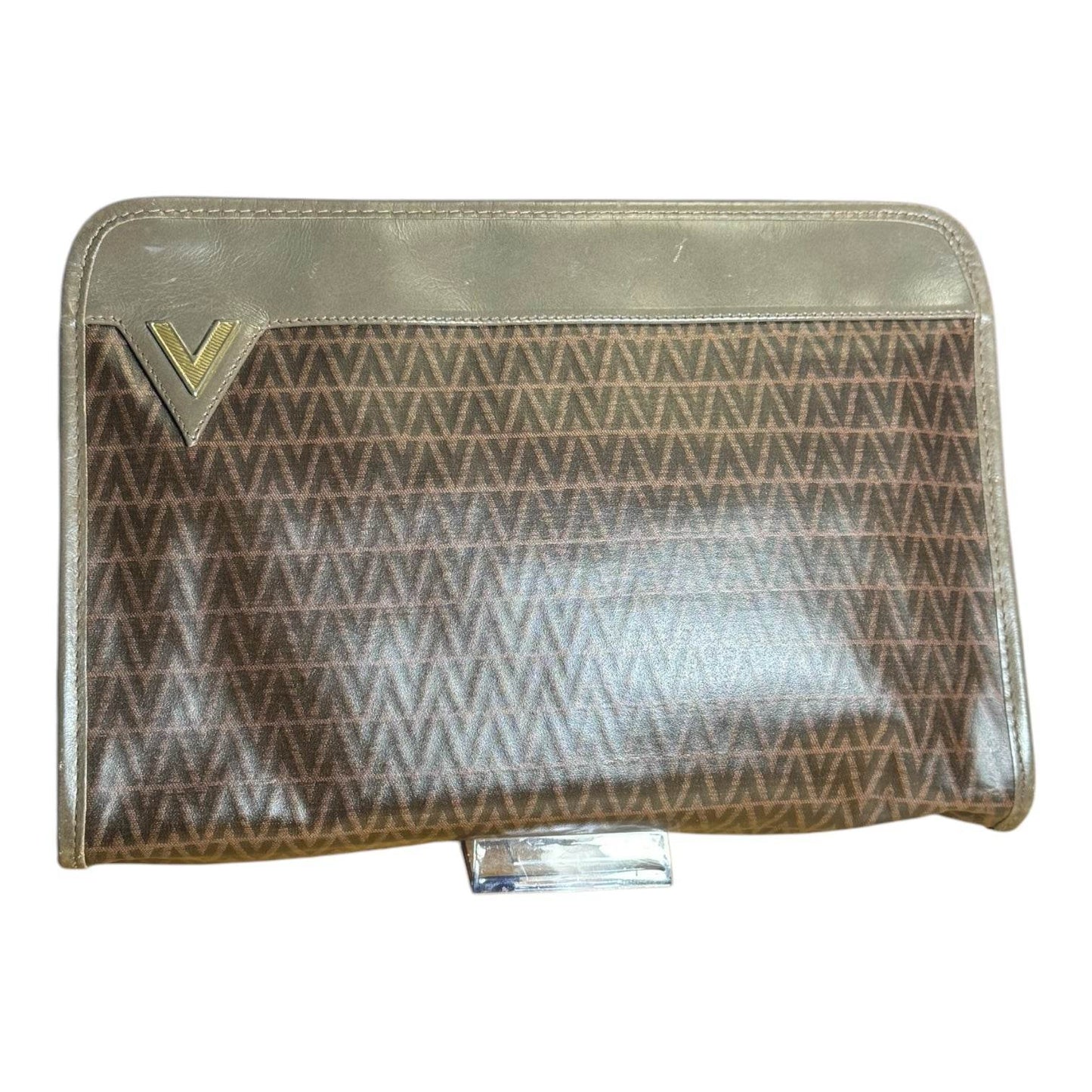 MARIO VALENTINO Rare Clutch Bag V Logo Leather Authentic in new condition - Luxbrandz