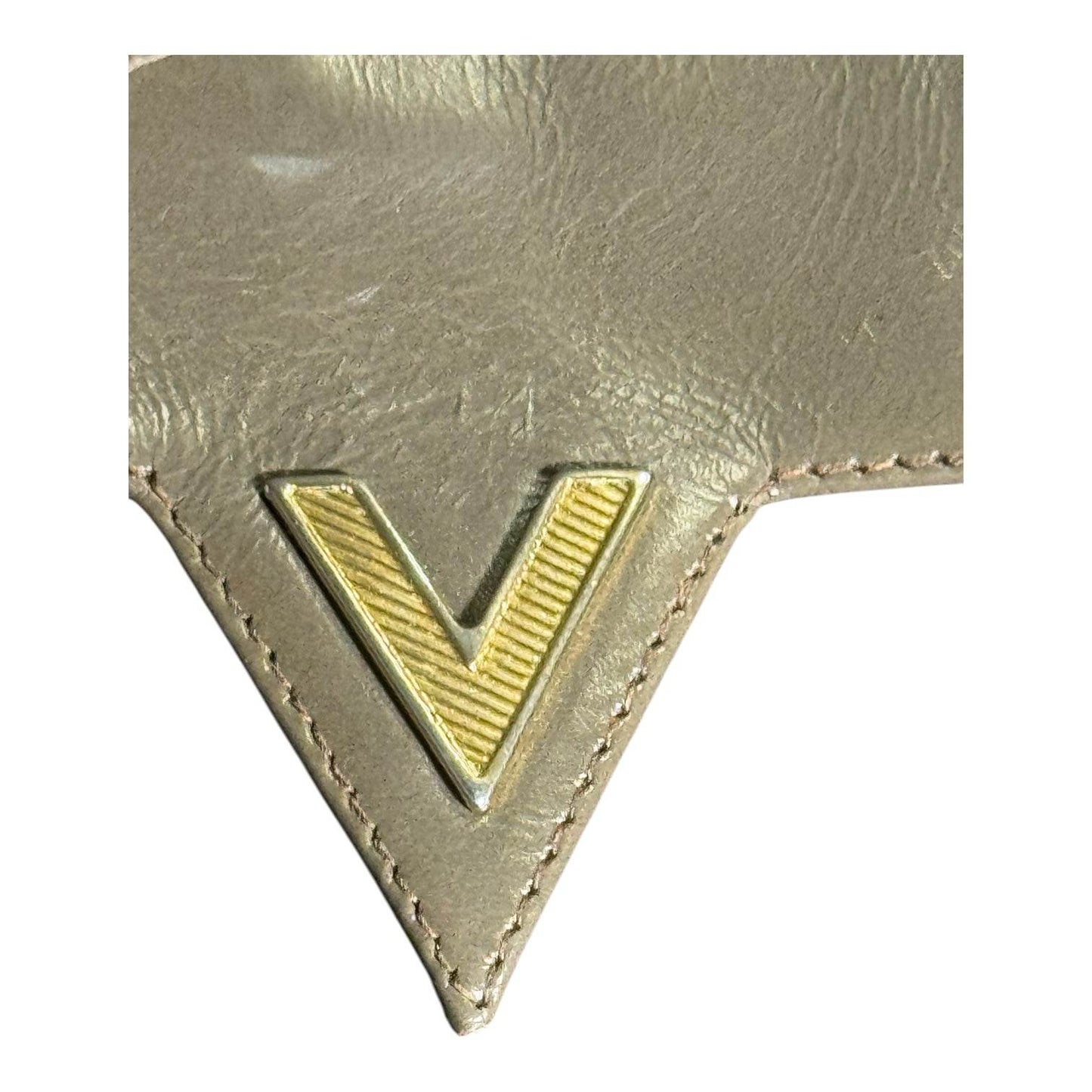 MARIO VALENTINO Rare Clutch Bag V Logo Leather Authentic in new condition - Luxbrandz