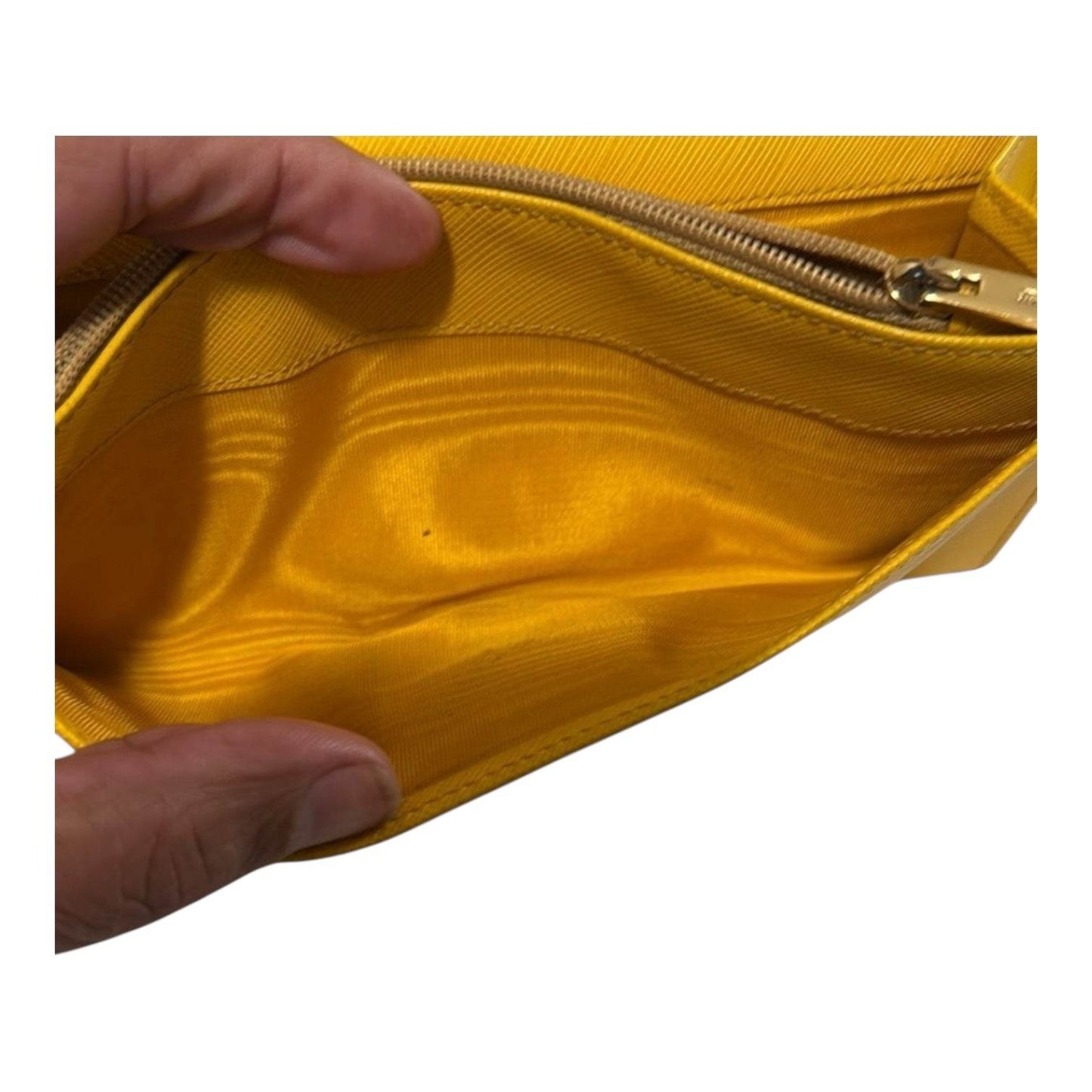 Salvatore Ferragamo Gancini Icona Continental Walley Genuine Leather Yellow - Luxbrandz