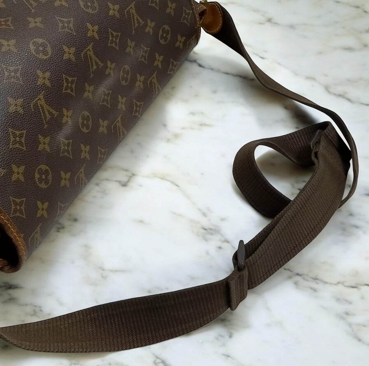 Louis Vuitton LV Shoulder Bag Gibeciere GM Brown Monogram - Luxbrandz