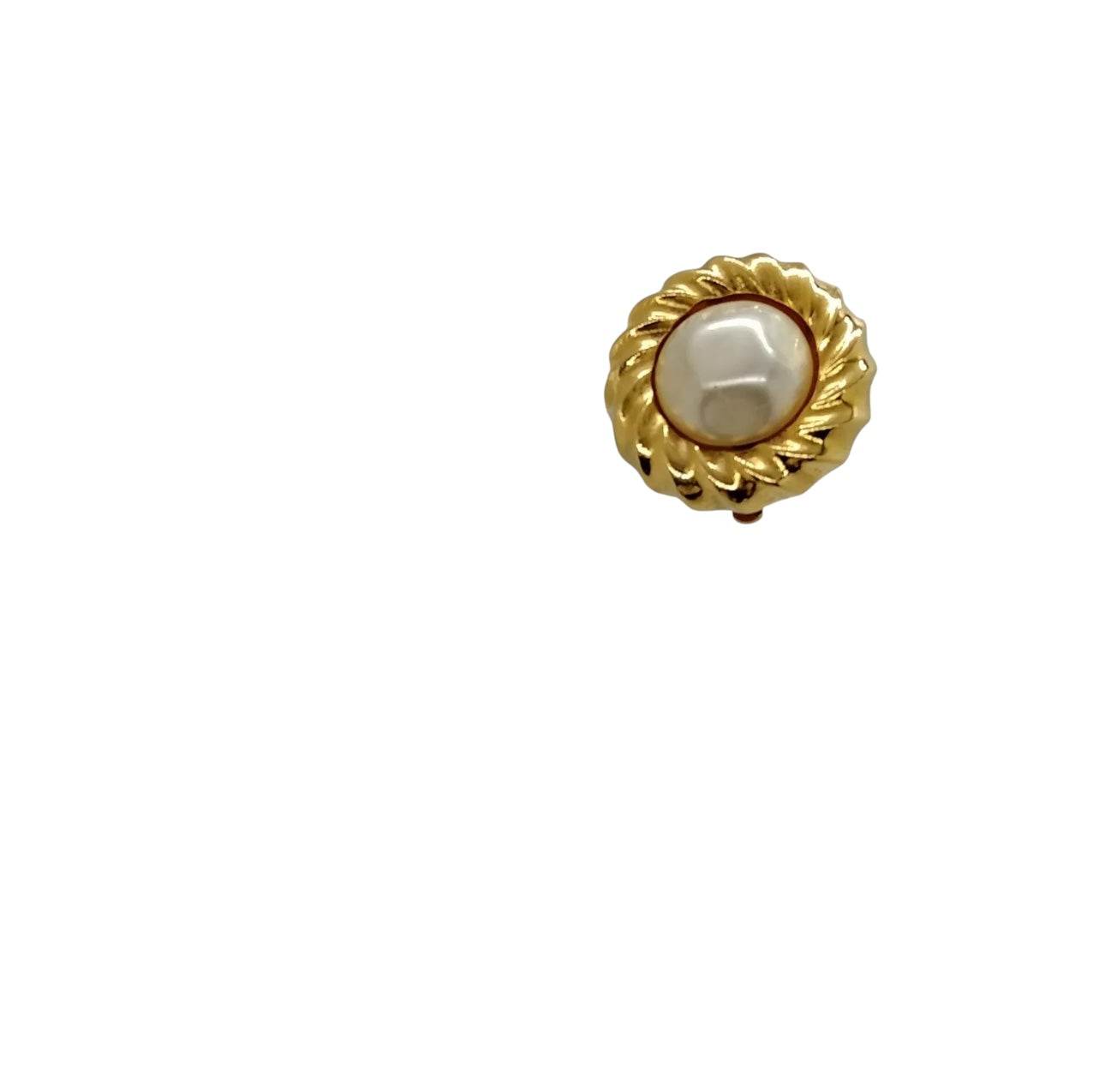 Chanel Earring Gold Whites Luxury Brand in Mint Condition - Luxbrandz