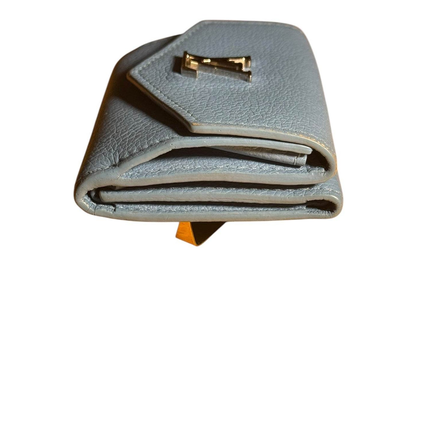 Louis Vuitton MiniLock Leather Wallet in new condition - Luxbrandz