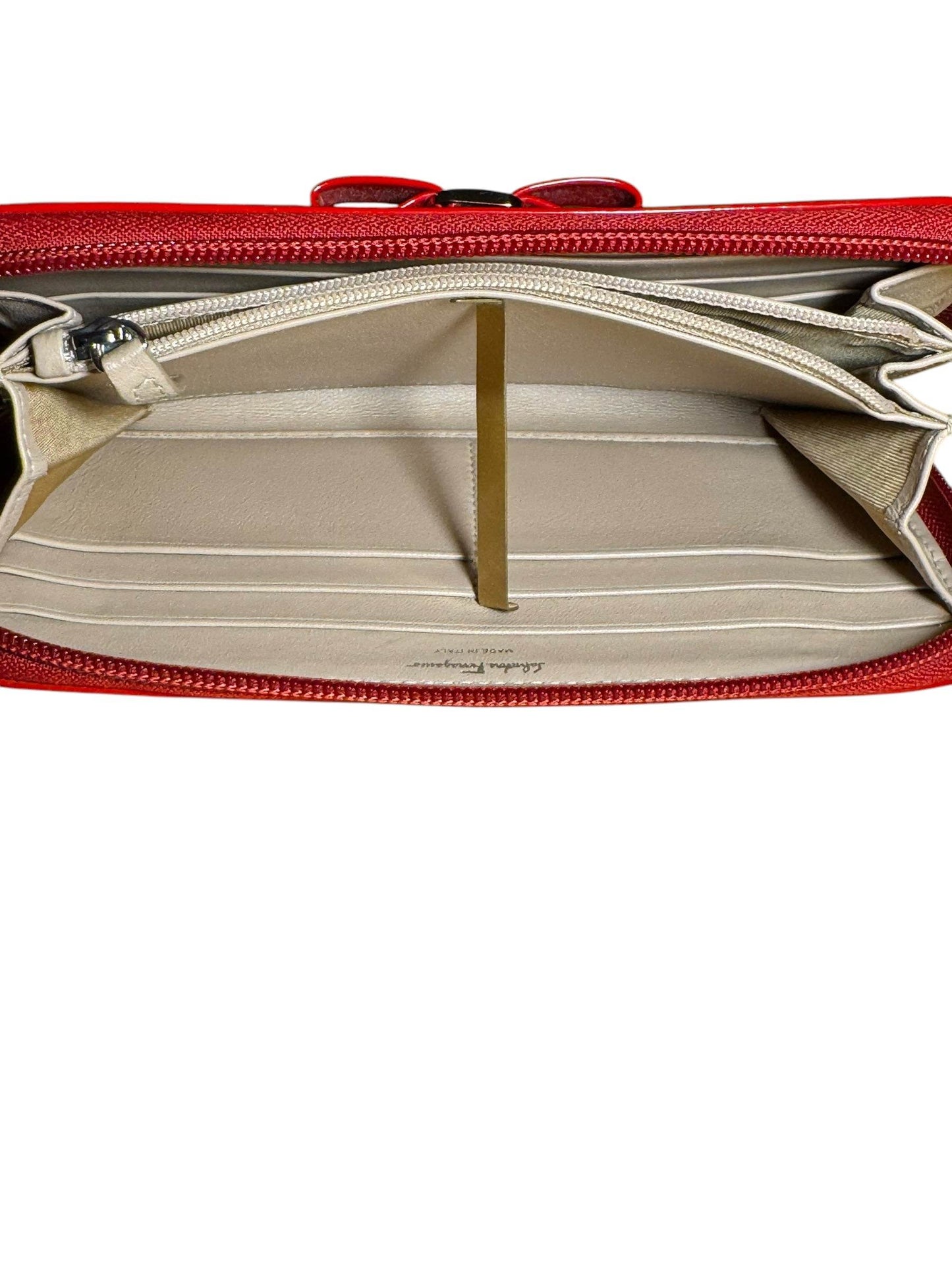 SALVATORE FERRAGAMO GINNY RED BOW PATENT LEATHER HANDBAG WITH SILVER CHAIN STRAP - Luxbrandz