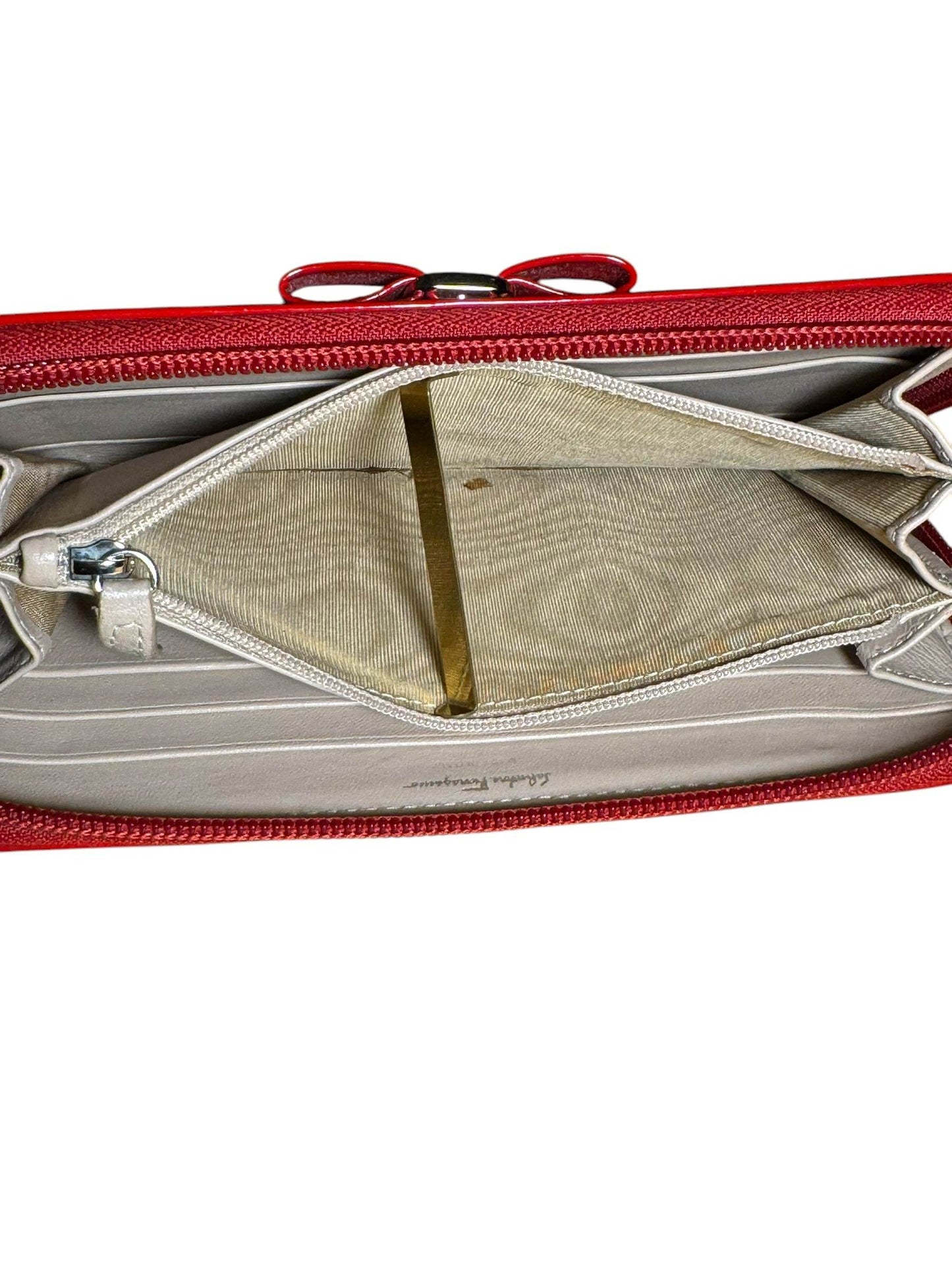 SALVATORE FERRAGAMO GINNY RED BOW PATENT LEATHER HANDBAG WITH SILVER CHAIN STRAP - Luxbrandz