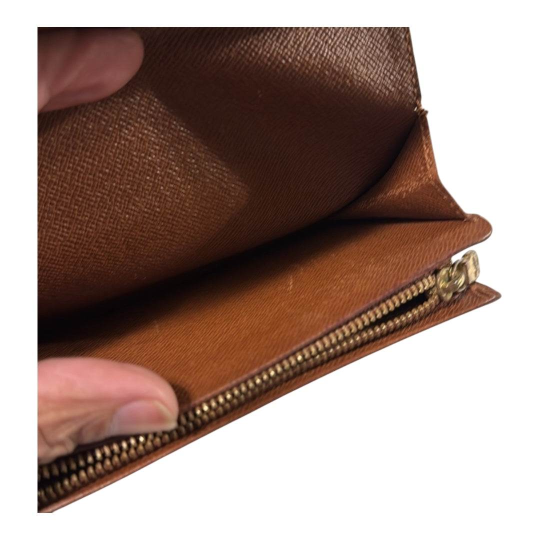 Louis Vuitton Monogram Porte Monnaie Tresor Wallet in Mint Condition - Luxbrandz