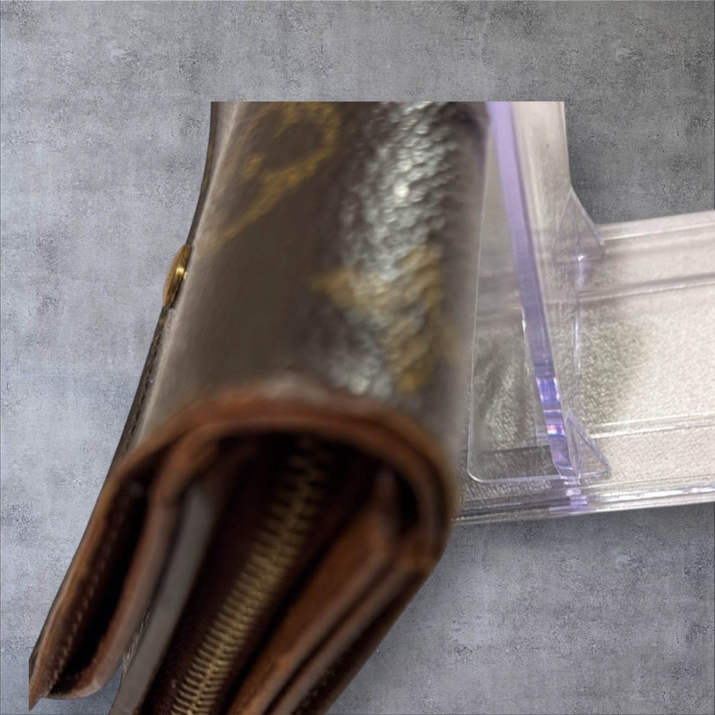 Louis Vuitton Monogram Porte Monnaie Tresor Wallet in Mint Condition - Luxbrandz