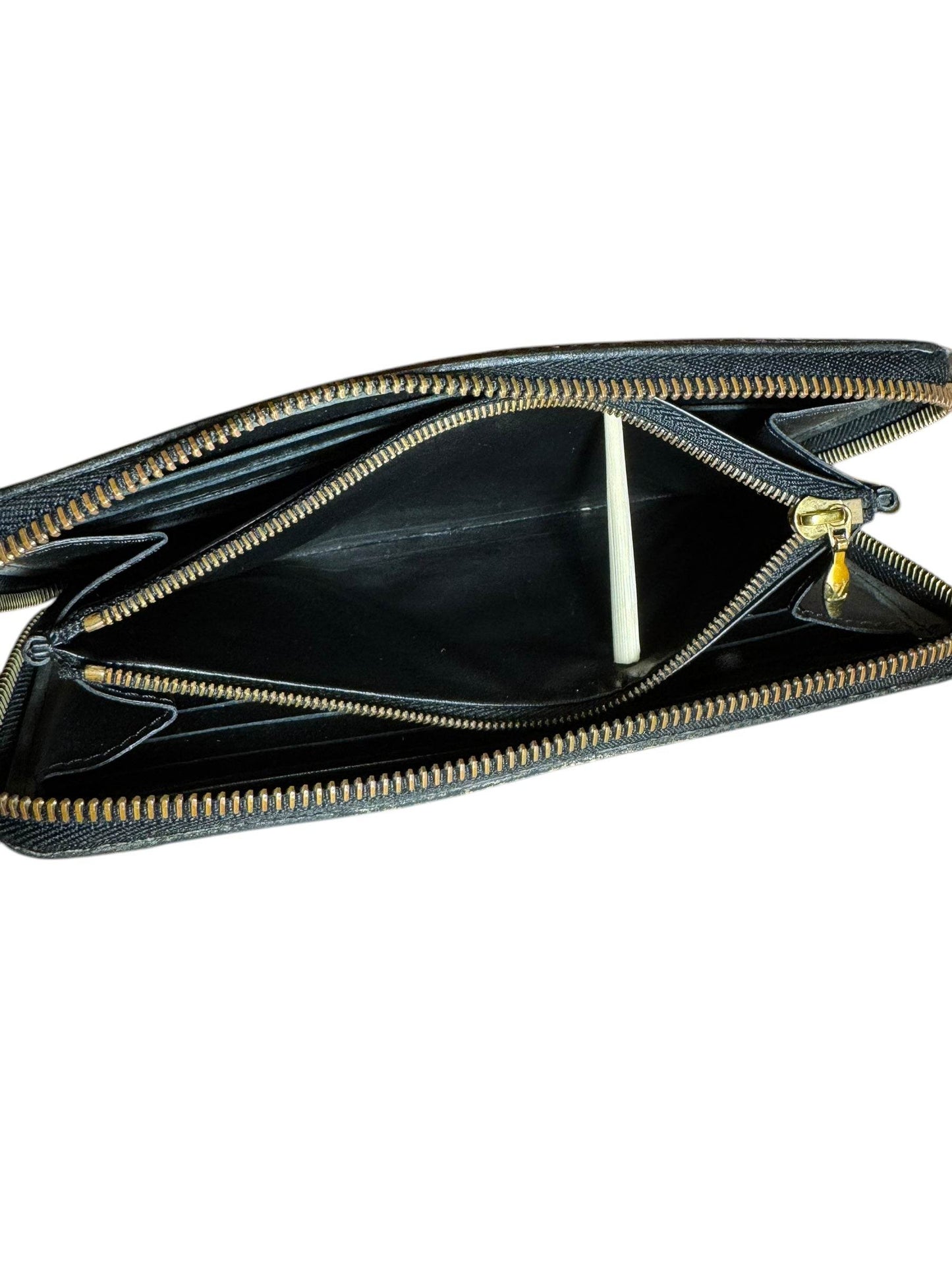 Louis Vuitton suhali leather continental zipper wallet mint condition. - Luxbrandz