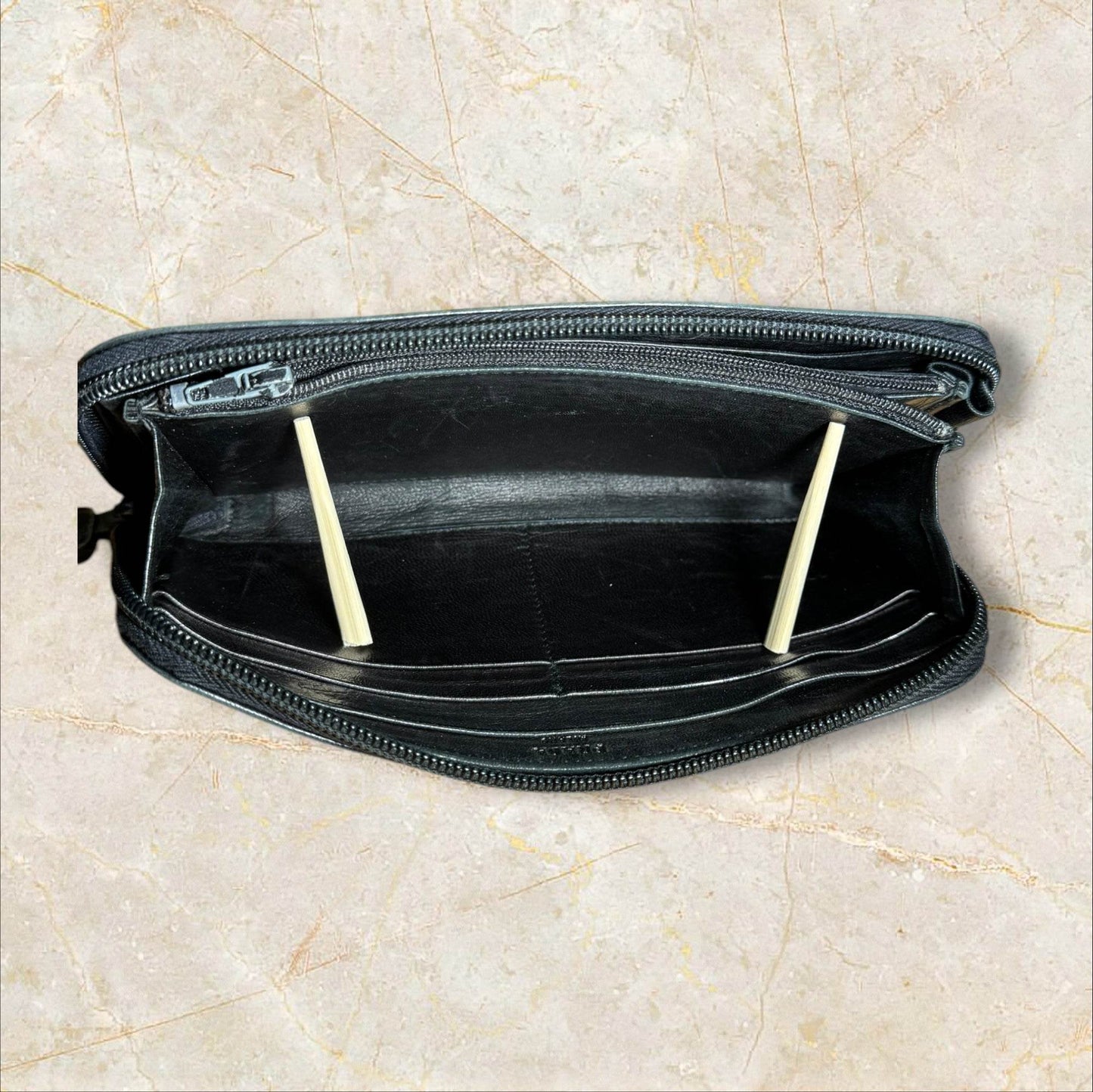 PRADA LAMBSKIN clutch bag zipper in excellent condition - Luxbrandz