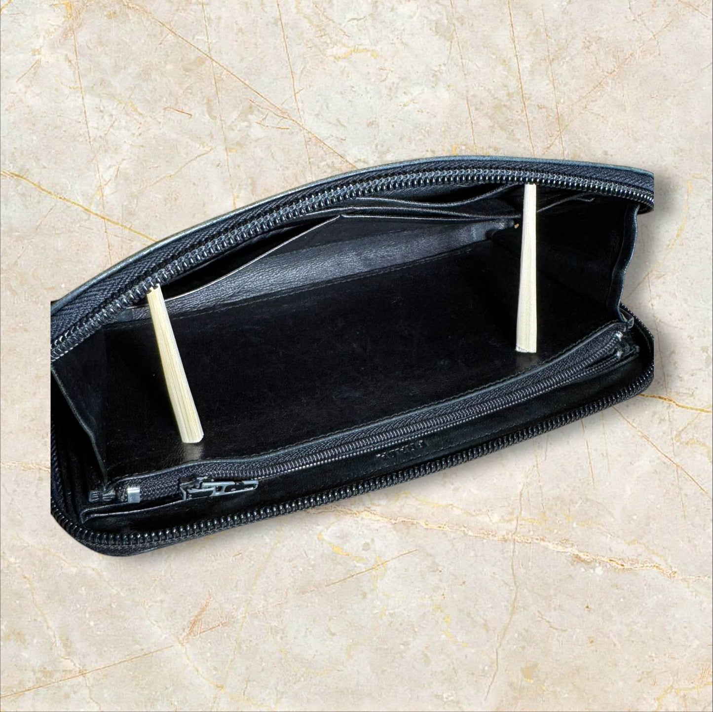 PRADA LAMBSKIN clutch bag zipper in excellent condition - Luxbrandz