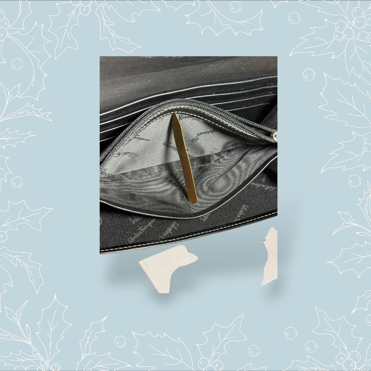 Ferragamo Vara Bow Continental Wall - Luxbrandz