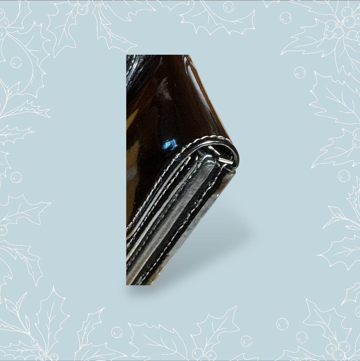 Ferragamo Vara Bow Continental Wall - Luxbrandz