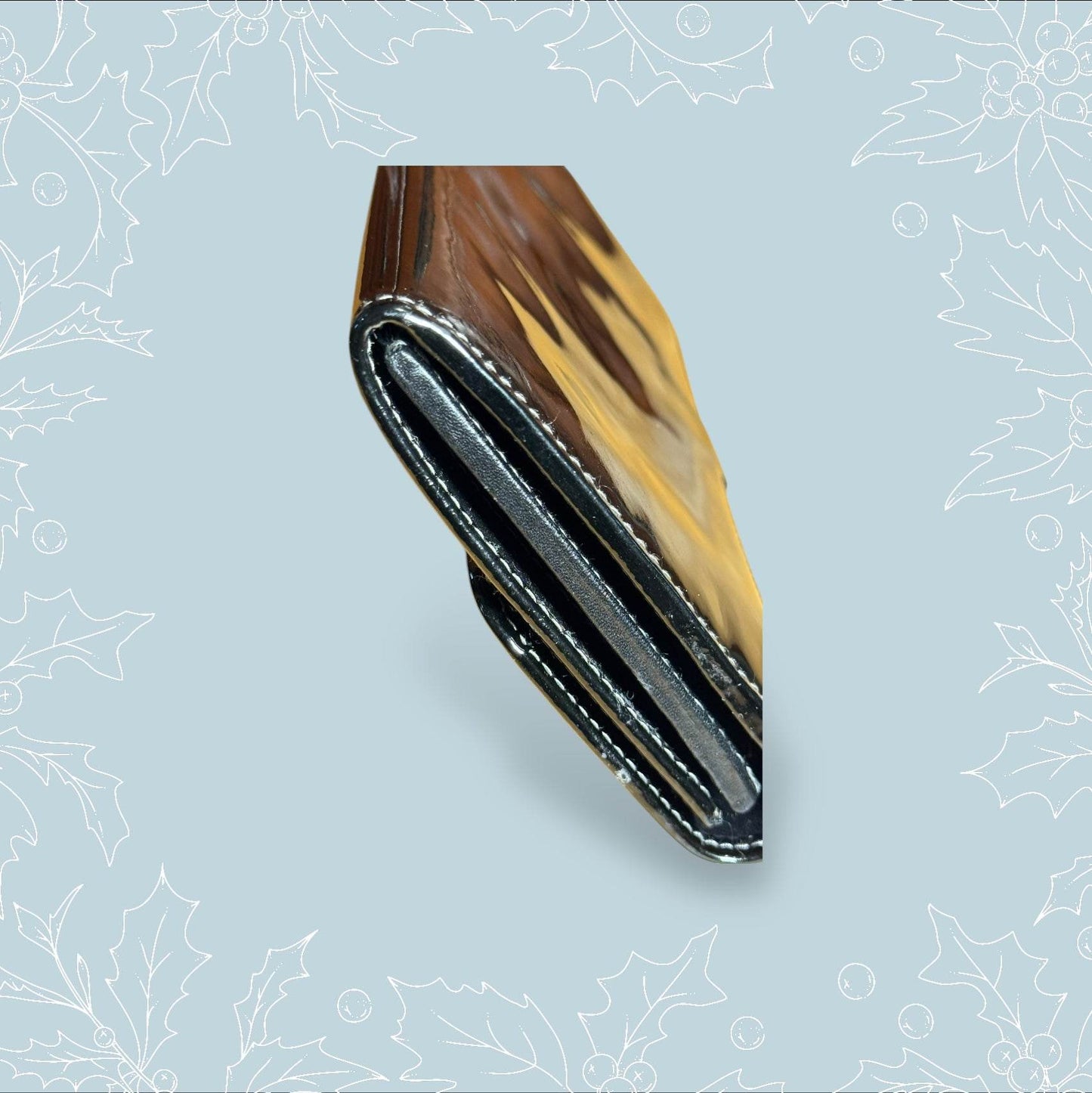 Ferragamo Vara Bow Continental Wall - Luxbrandz