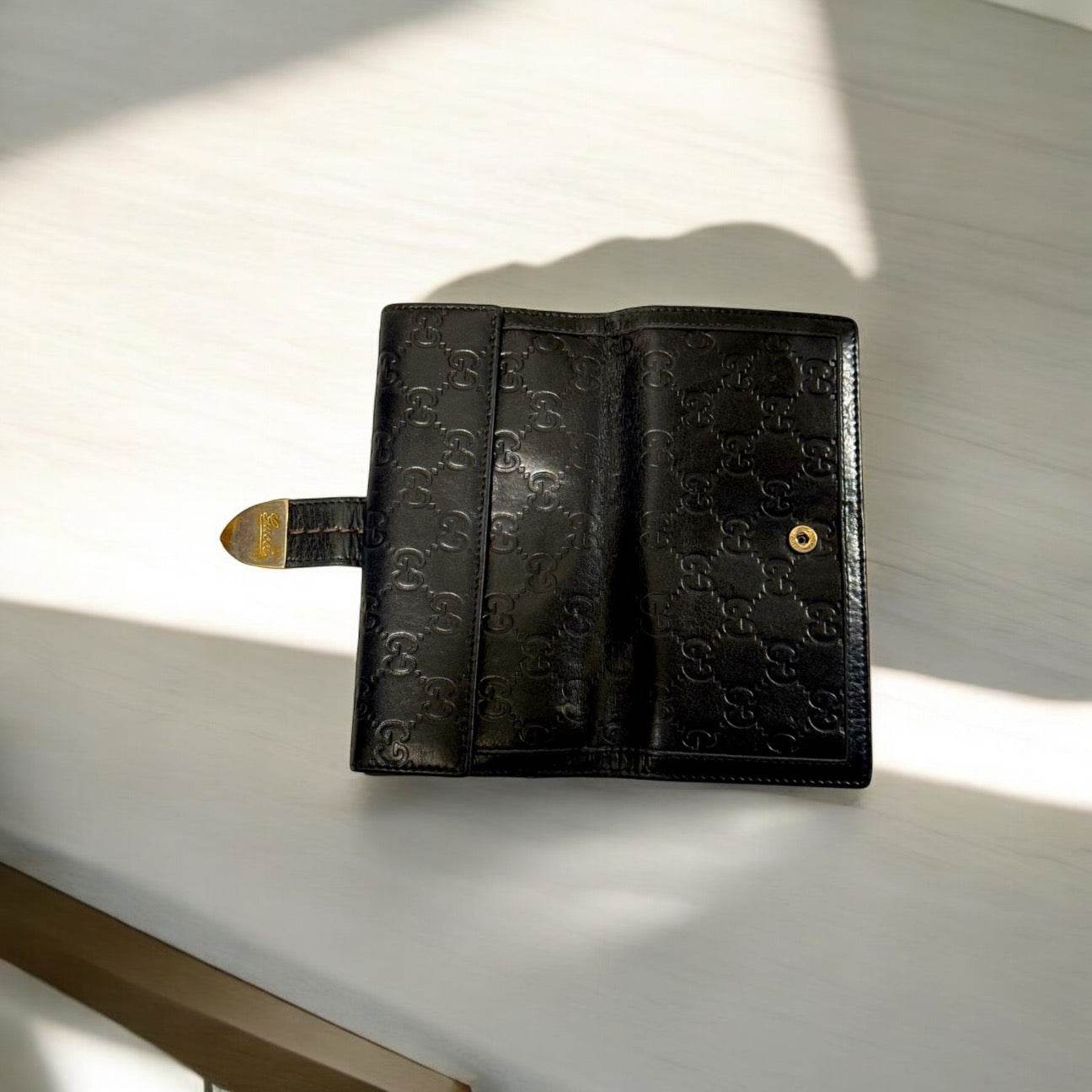 GUCCI LONG WALLER IN BLACK LEATHER IN MINT EUC AUTHENTIC - Luxbrandz