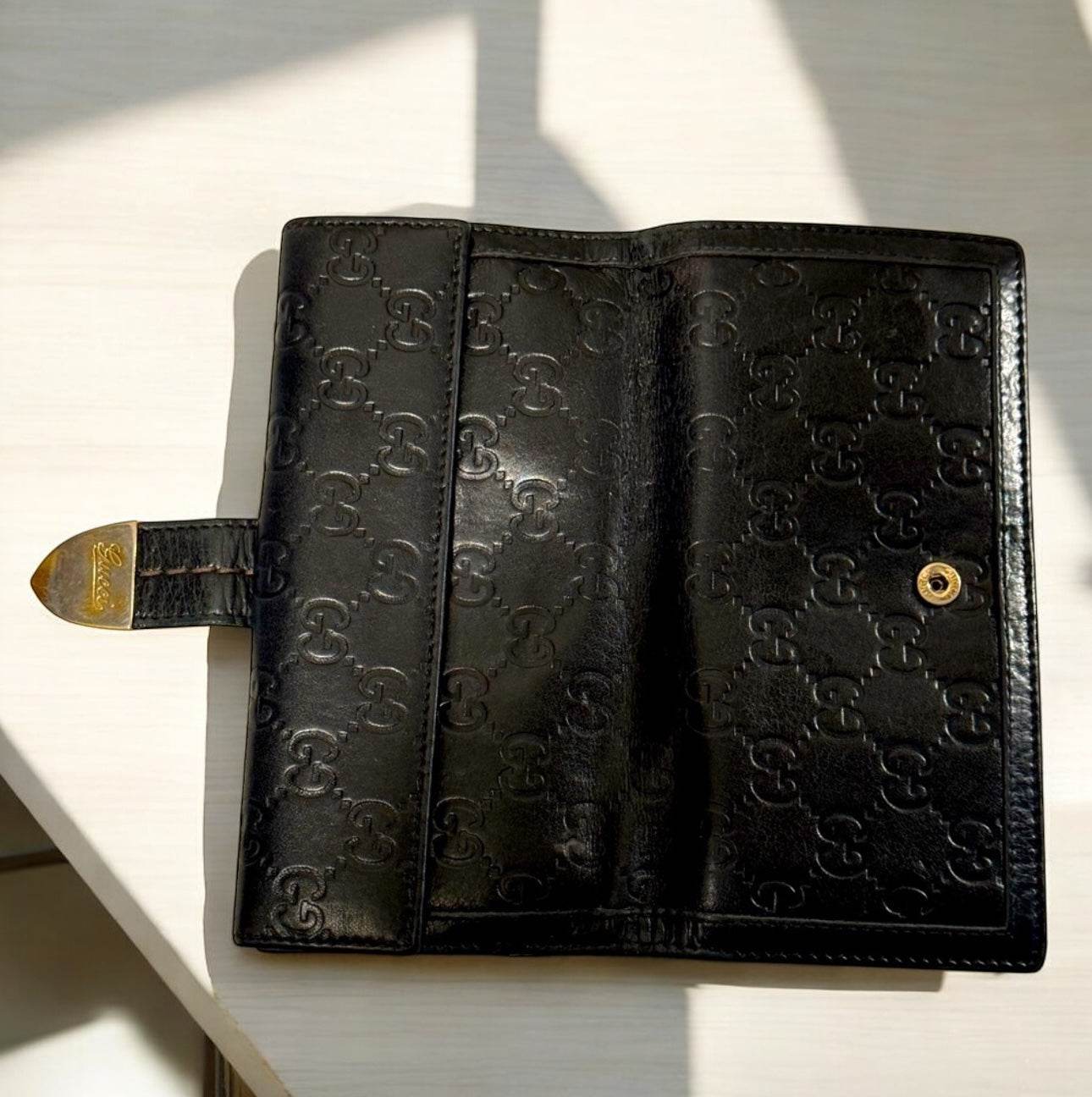 GUCCI LONG WALLER IN BLACK LEATHER IN MINT EUC AUTHENTIC - Luxbrandz