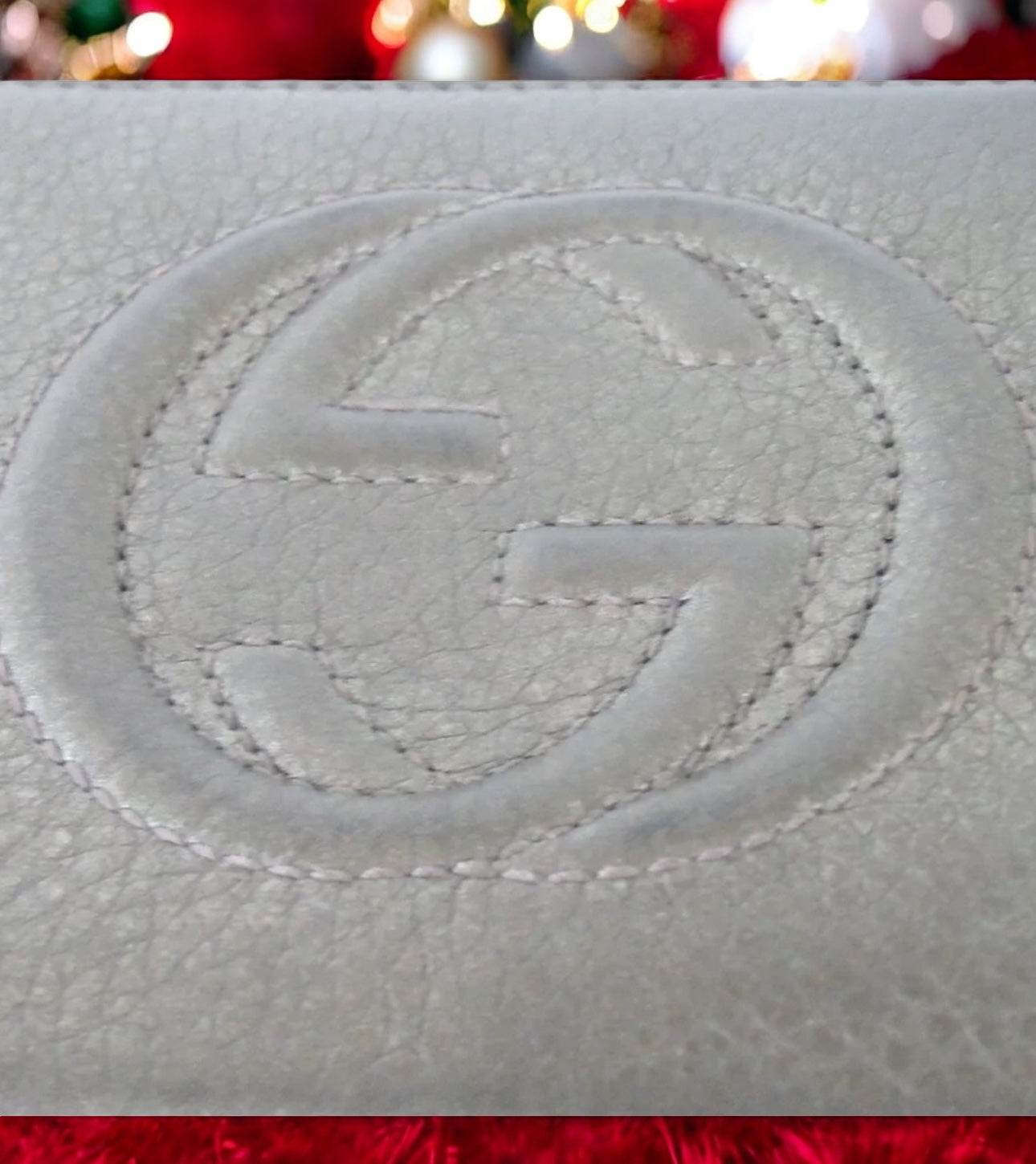 GUCCI WALLET CONTINENTAL ZIP AROUND IN MINT CONDITION - Luxbrandz