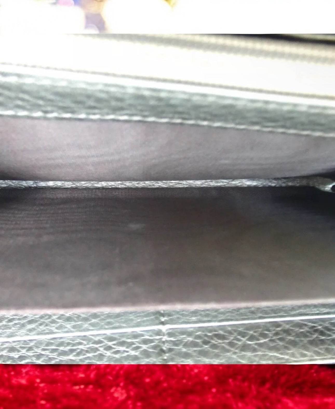 GUCCI WALLET CONTINENTAL ZIP AROUND IN MINT CONDITION - Luxbrandz
