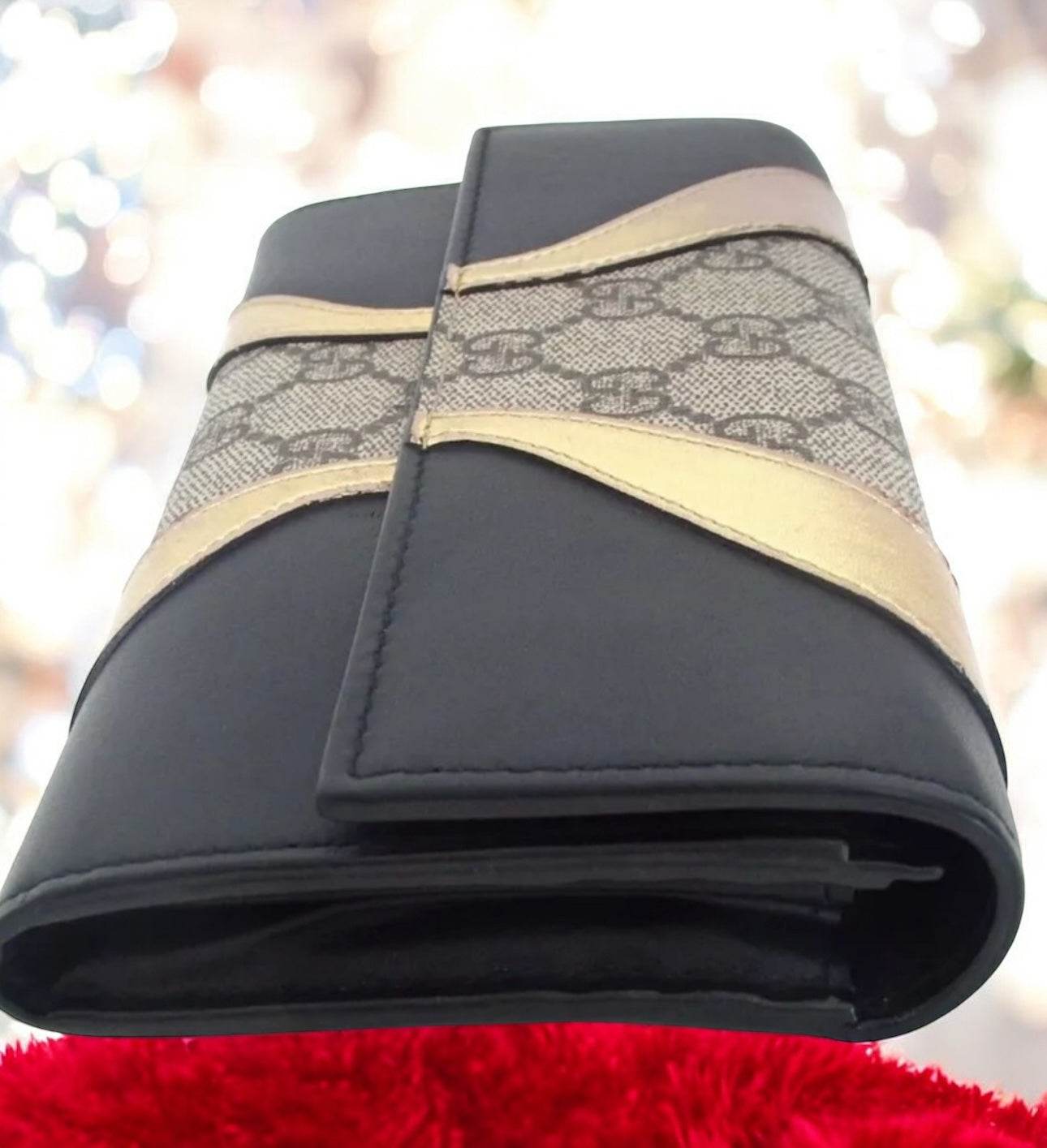 GUCCI GG PATTERN WALLET IN MINT CONDITION AUTHENTIC NWOT - Luxbrandz