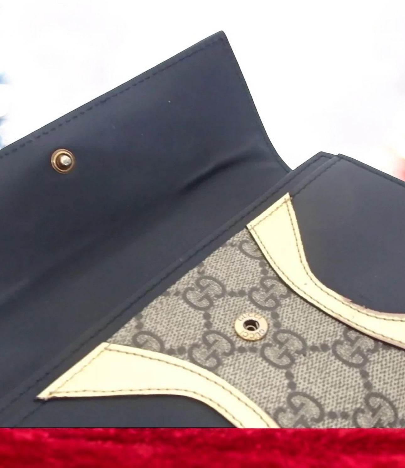 GUCCI GG PATTERN WALLET IN MINT CONDITION AUTHENTIC NWOT - Luxbrandz