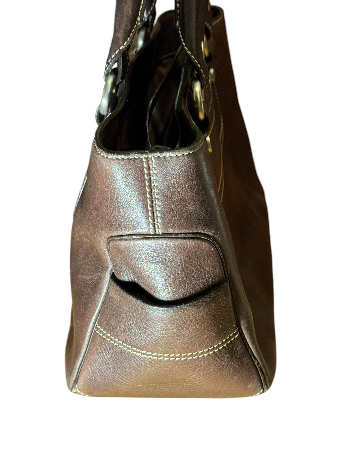 Celine Boogie Bag in soft brown leather in excellent used condition. - Luxbrandz