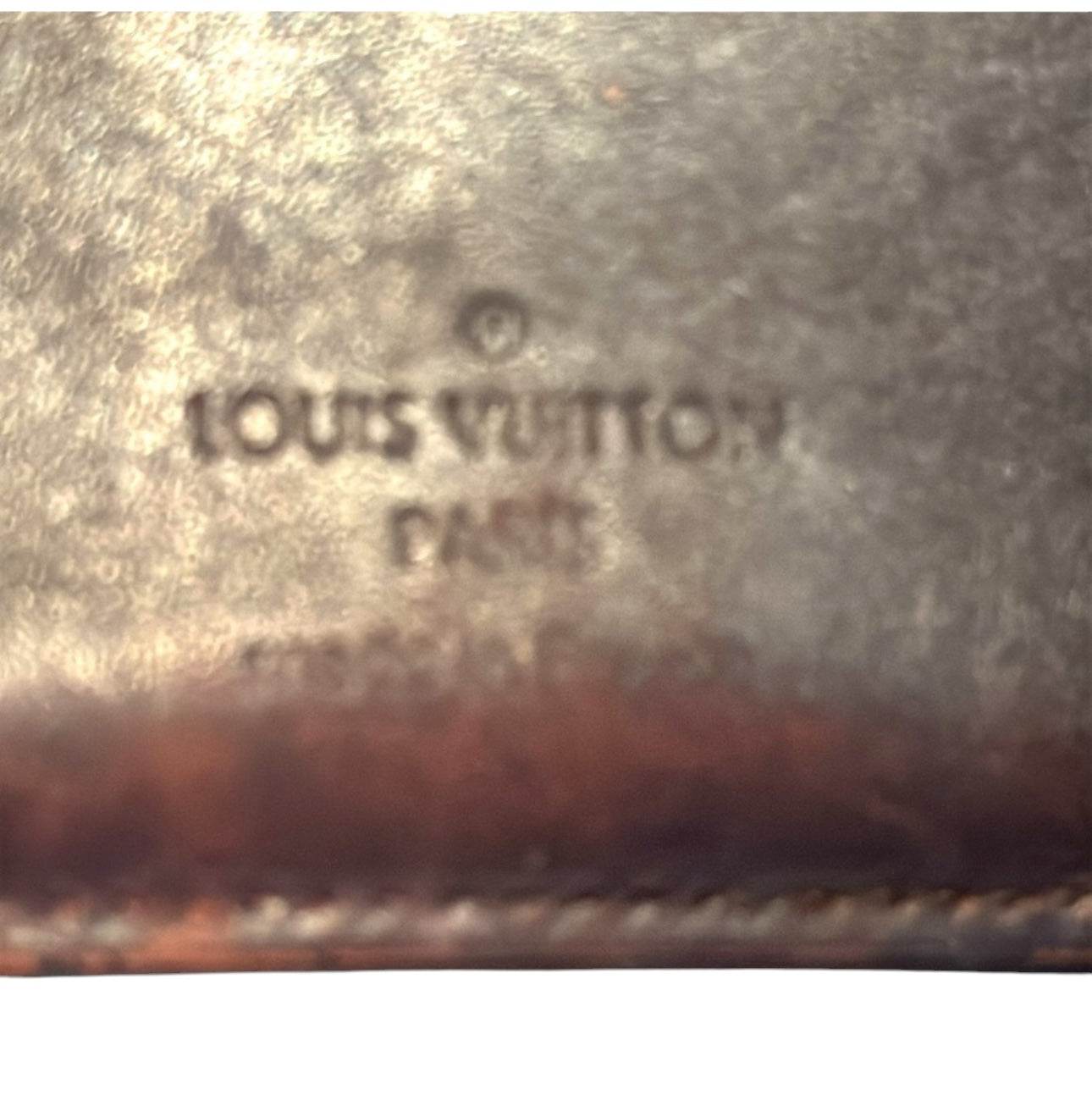 Louis Vuitton Vernice French Rogue Wallet in excellent condition. - Luxbrandz