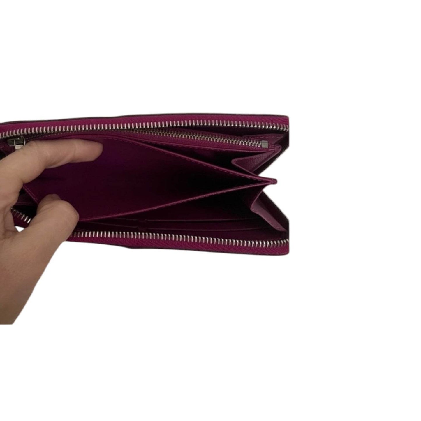 Louis Vuitton EPI Leather zippy Long Wallet in mint condition - Luxbrandz