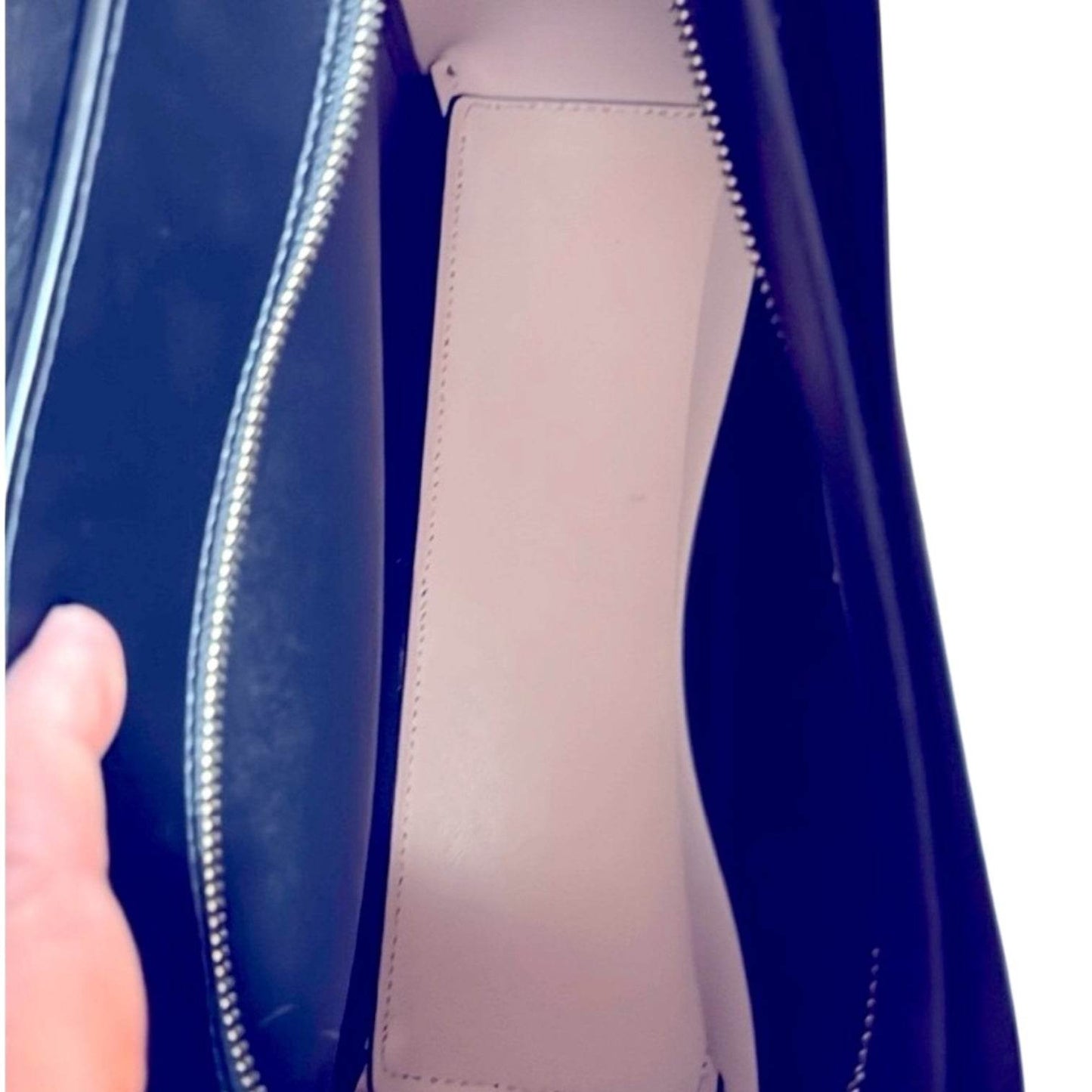 Magnolia Street Medium Double Pocket Tote Bag in new without tags condition gift ready - Luxbrandz