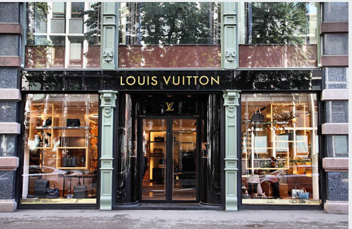 Louis Vuitton - Luxbrandz