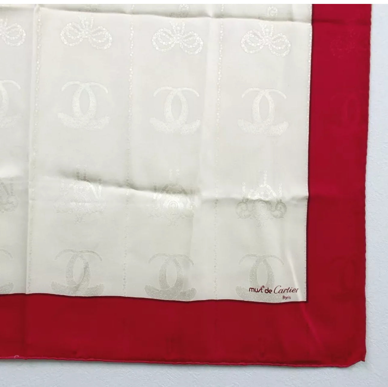 Authentic Cartier Must Line scarf silk