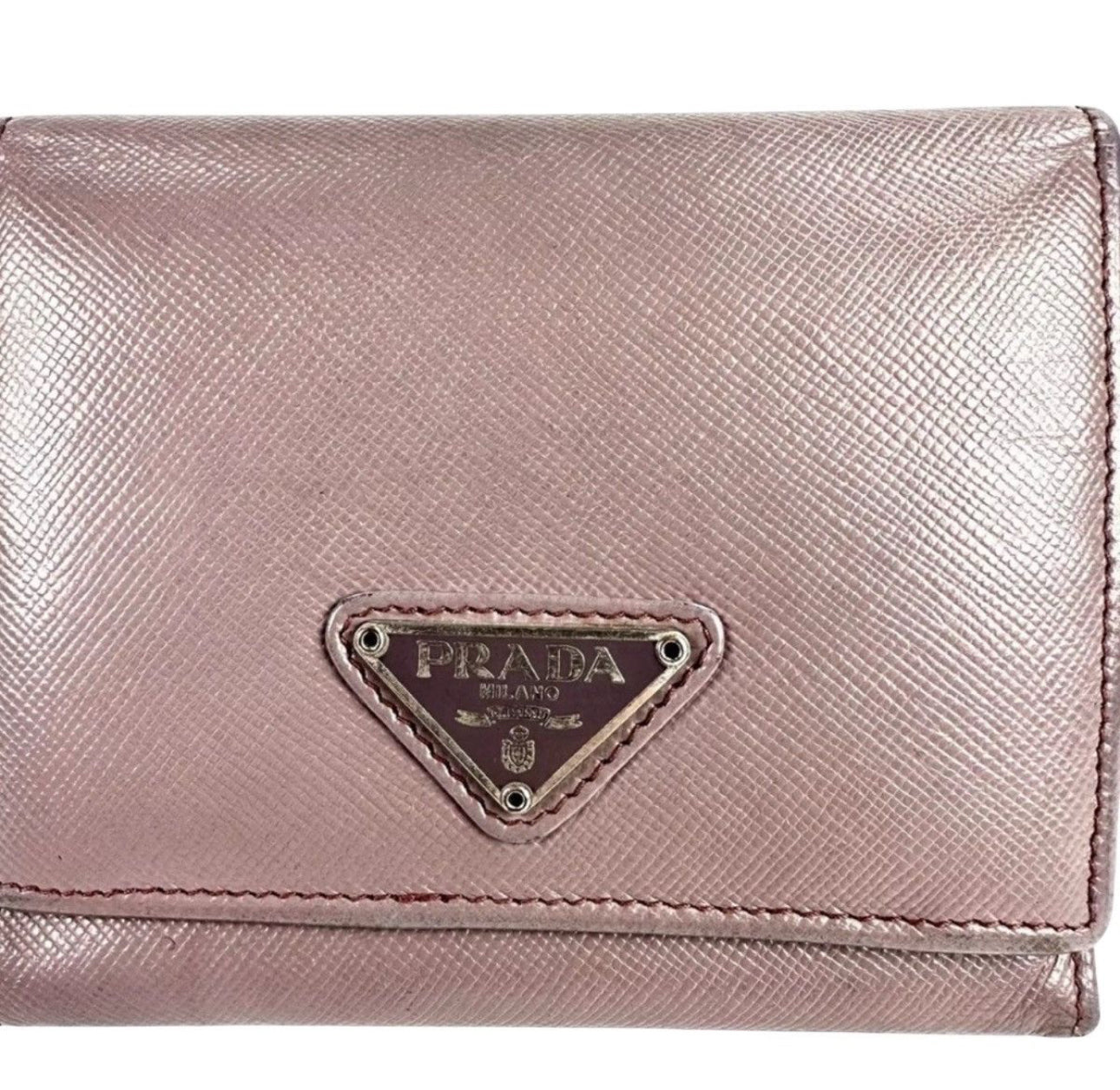 Prada Safiano Leather Pink Wallet for women in excellent used condition with Tra-angular metal Prada Logo