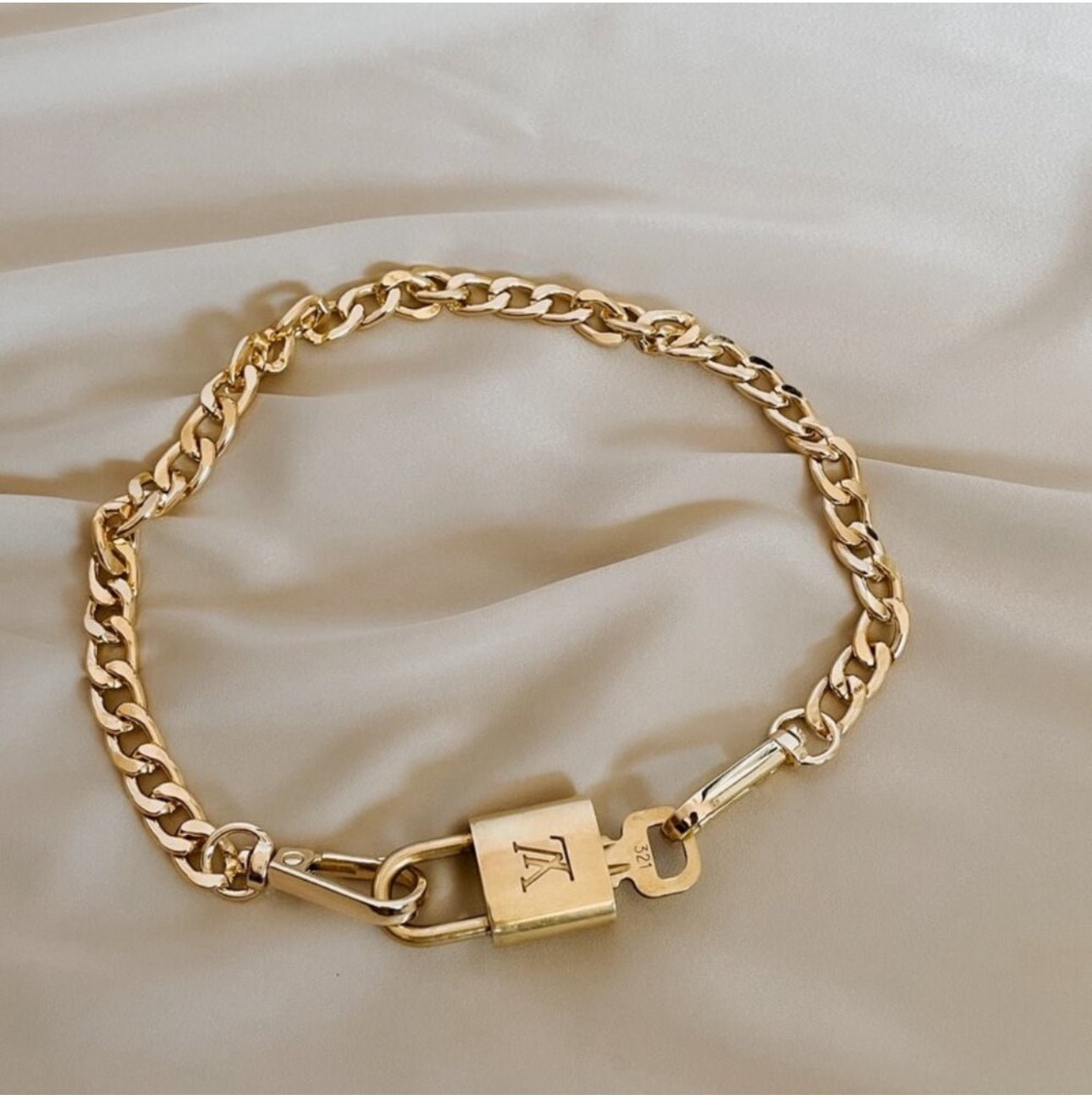 Louis Vuitton Lock and Key with Chain ready to wear in Louis Vuitton Box