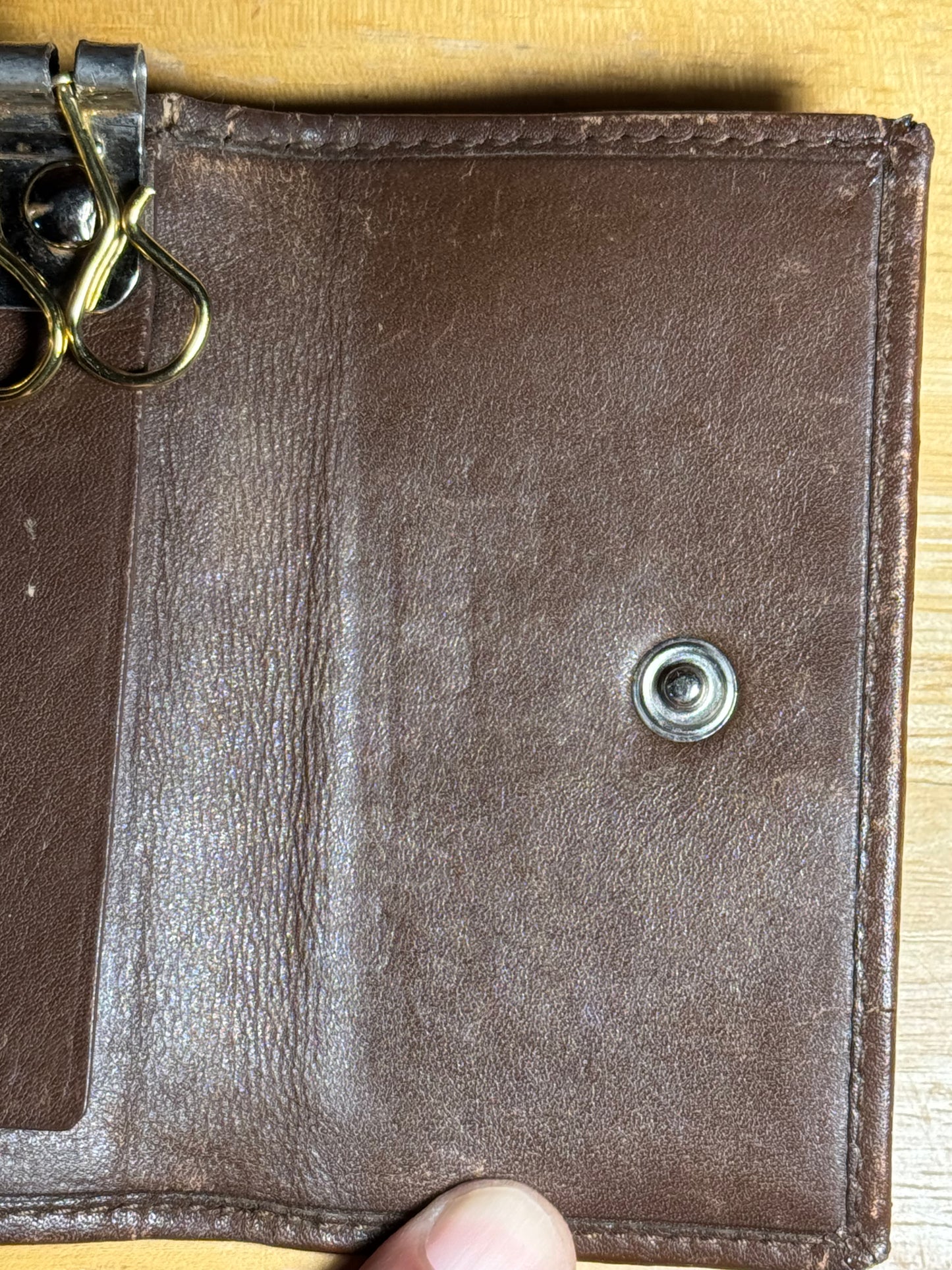 Gucci Supreme Monogram Key Wallet in Excellent Condition - Luxbrandz