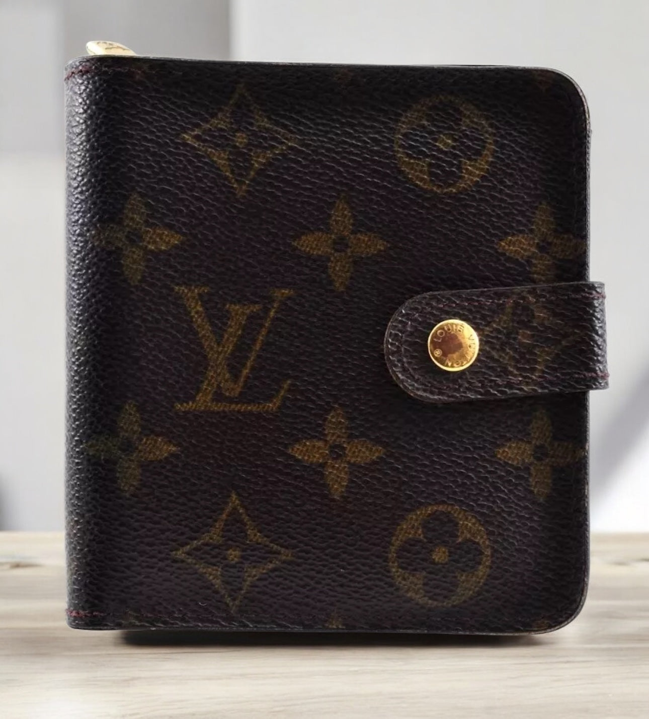 Louis Vuitton LV Monogram Bi-Fold Wallet Leather PVC Brown Used Auth