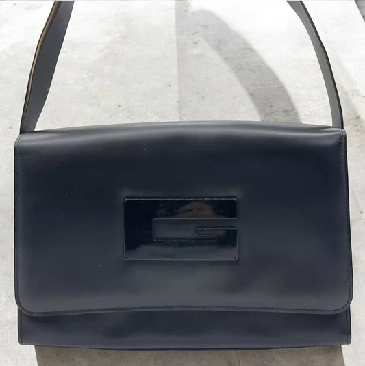 GUCCI Shoulder Bag Enamel Black Auth genuine premium quality Italian leather excellent condition - Luxbrandz