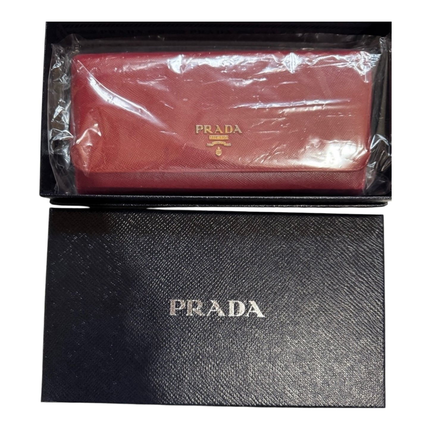 Prada SAFIANO Leather Wallet in Pink Color in excellent condition