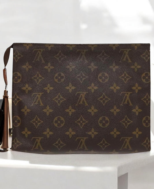 LOUIS VUITTON Monogram Poche Toilette 26 Pouch M47542 LV Auth 96150