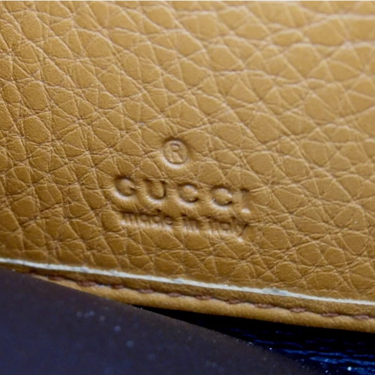 GUCCI 308004・478442 Soho Interlocking G Zip Around purse