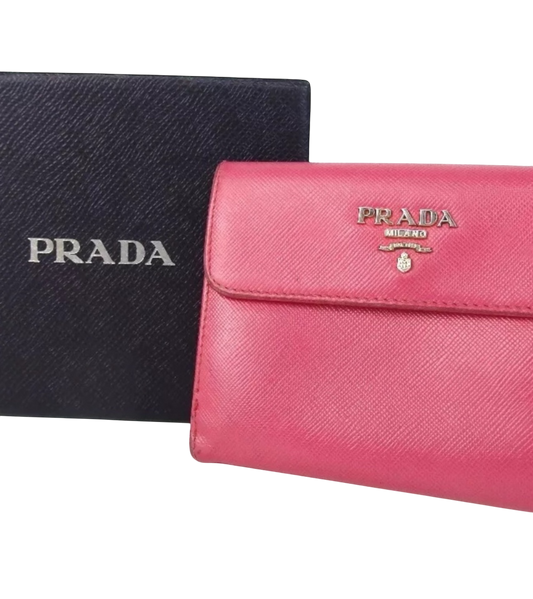 PRADA VITELLO MOVE PINK LEATHER LOGO PLAQUE SMALL TRIFOLD WALLET.